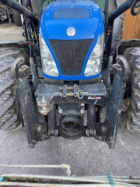 New Holland T4020 DeLuxe