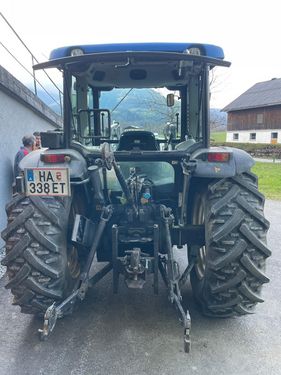 New Holland T4020 DeLuxe