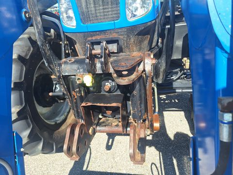 New Holland TS110A
