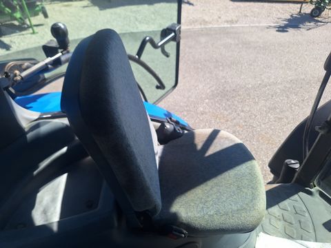 New Holland TS110A
