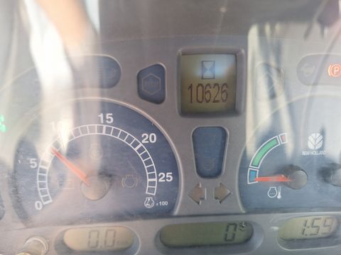 New Holland TS110A