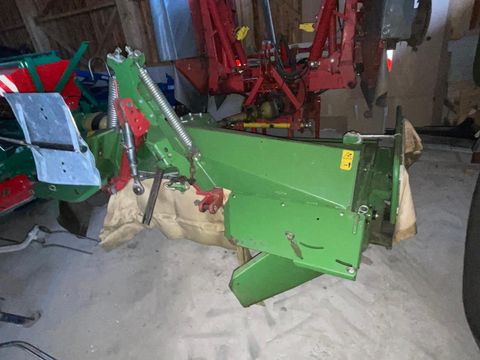 Krone EasyCut F 320CV Float mit V-Zinkenaufbereiter