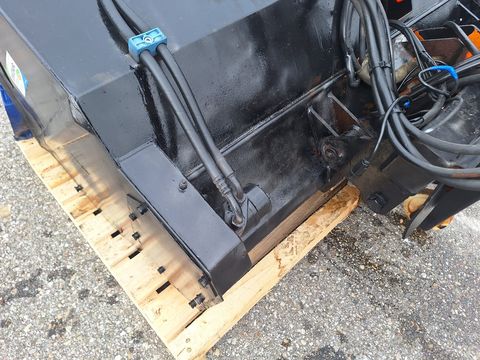 Springer Streuer TSS 1500