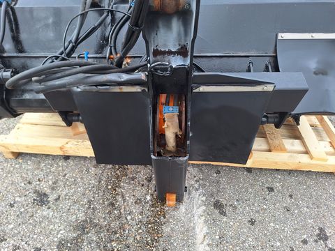 Springer Streuer TSS 1500