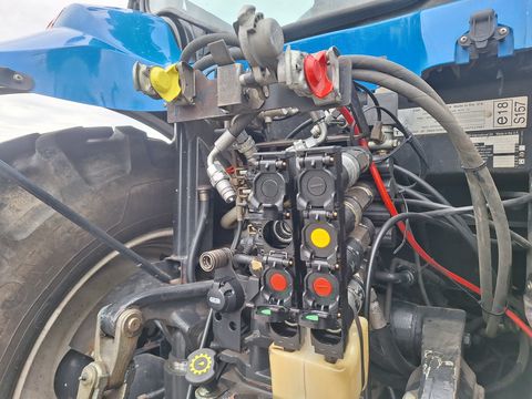 New Holland TS110A