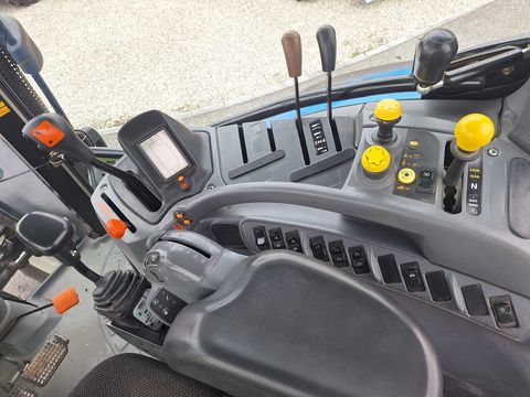 New Holland TS110A