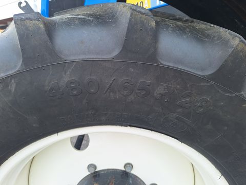 New Holland TS110A