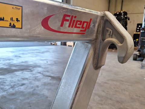 Fliegl Rückezange 130 