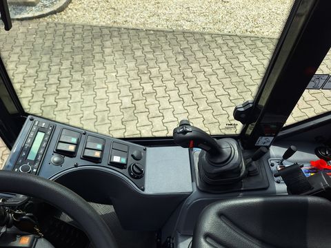 Giant G2500 HD