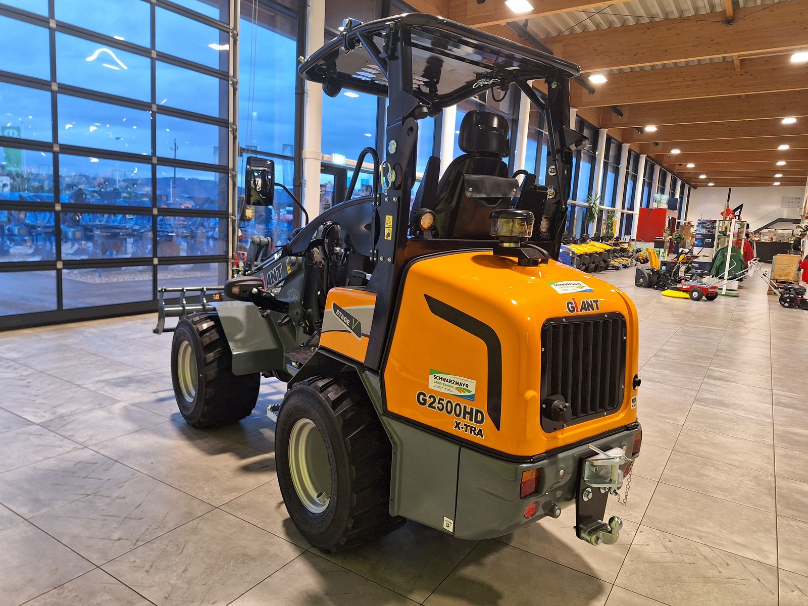 Giant G2500 X-TRA HD 3