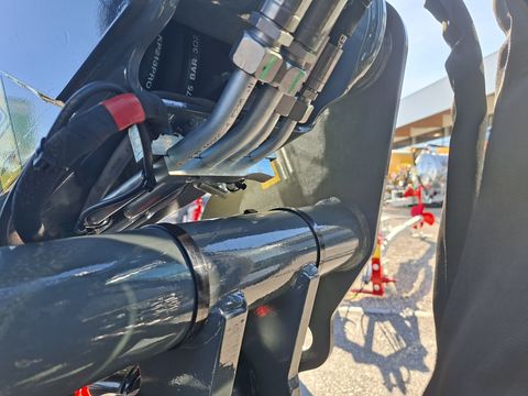 Giant G2700 HD+ TELE