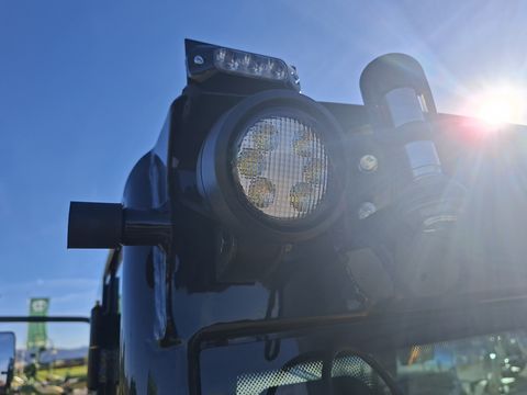 Giant G2700 HD+ TELE