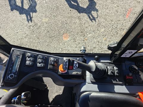 Giant G2700 HD+ TELE