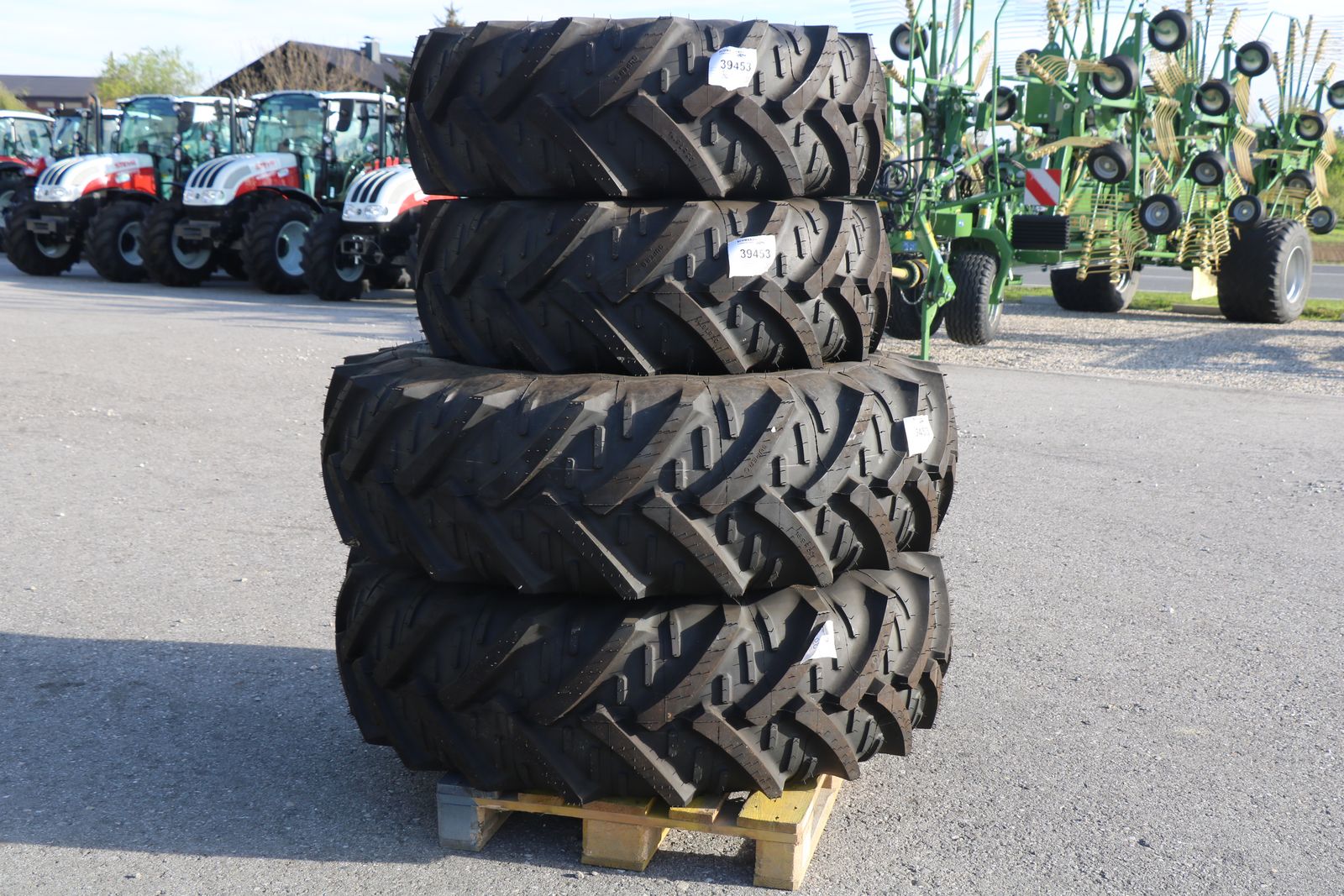 Kleber 16.9R30+14.9R20 2
