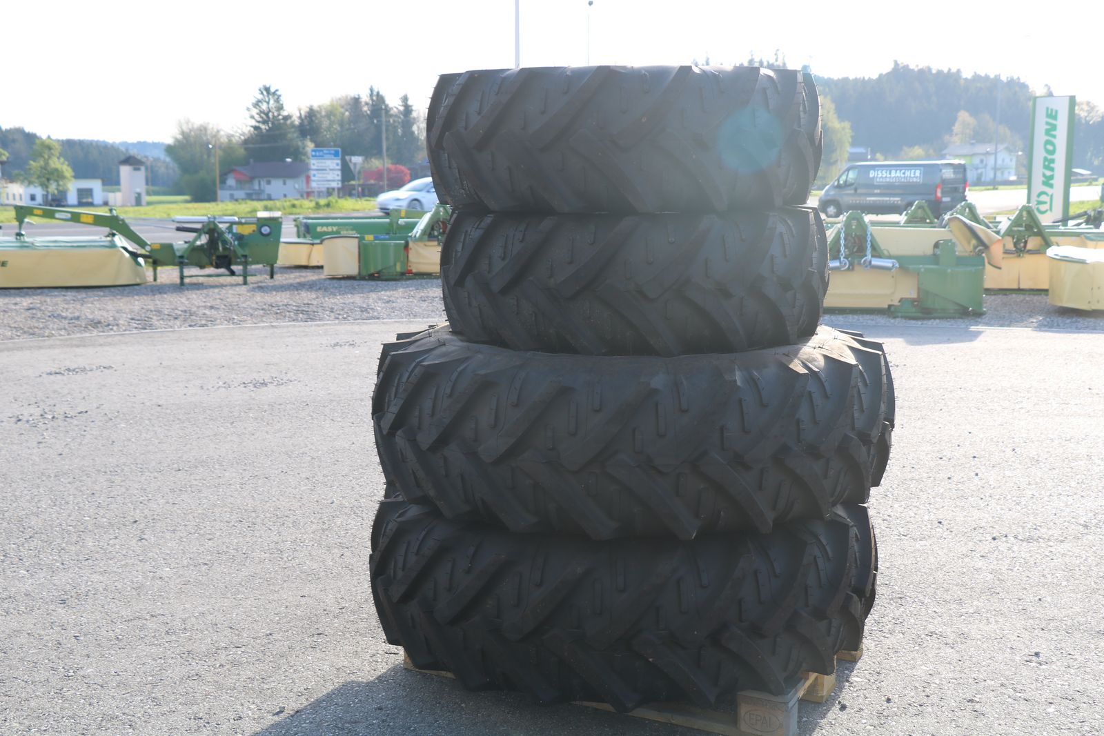 Kleber 16.9R30+14.9R20 3