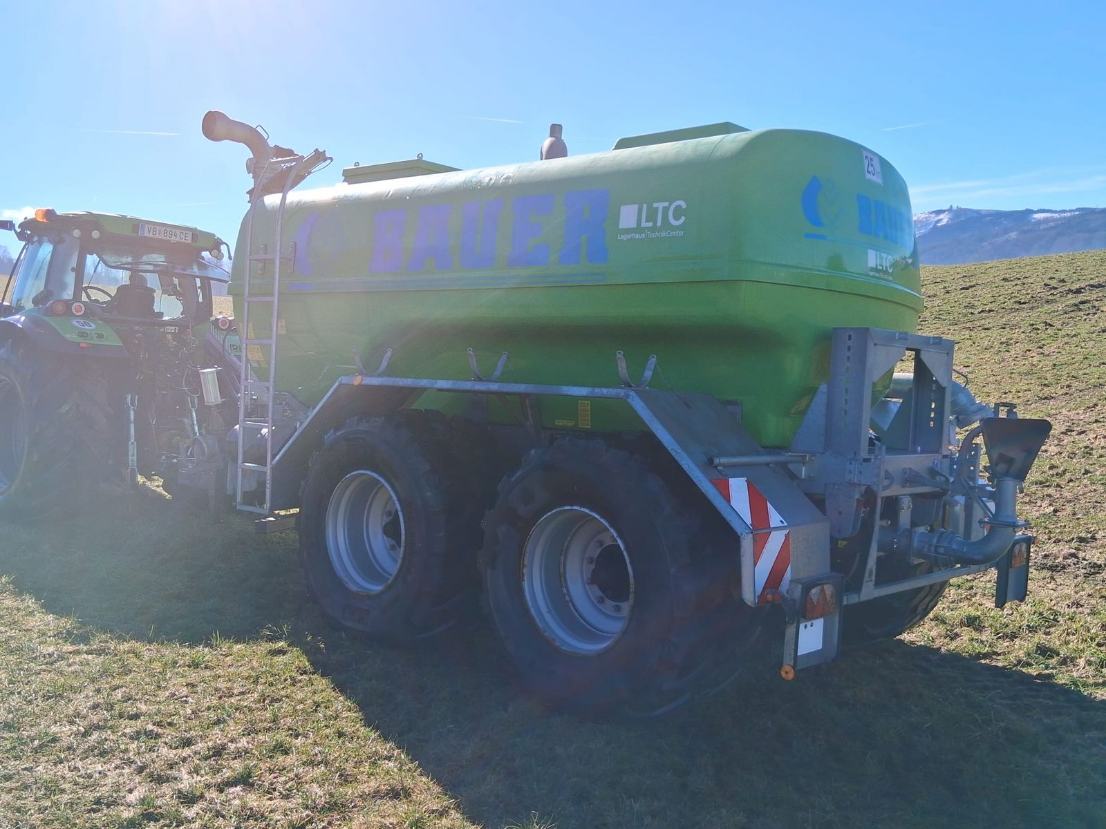 Bauer Poly 11100 Liter 3