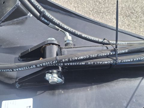 Giant Kranarm 2400/1600kg 