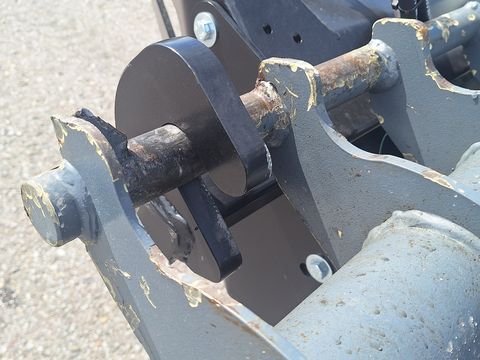 Giant Kranarm 2400/1600kg 