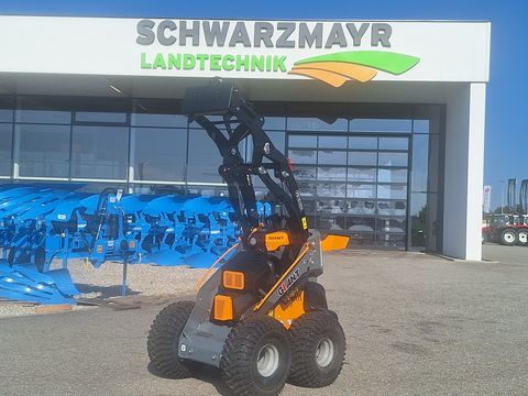 Giant GS900 SKID