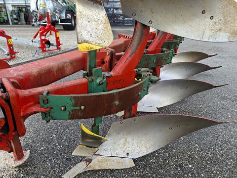 Kverneland 4-schar mit Steinsicherung über Blattfeder