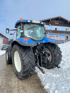 New Holland TS135A