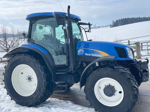 New Holland TS135A