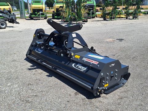 Fliegl AgroCenter SM Tornado 2750