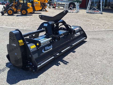 Fliegl AgroCenter SM Tornado 2750