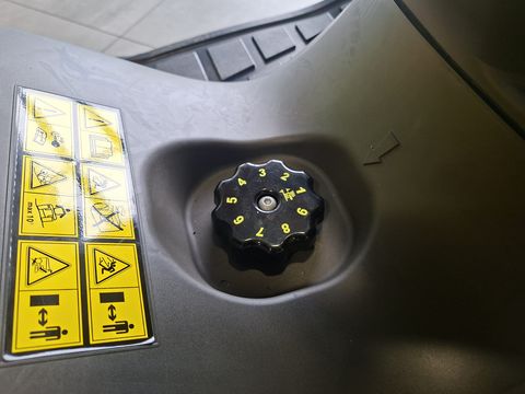 Stiga ESTATE 9102 WX