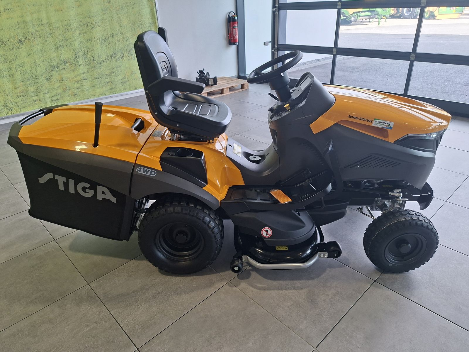 Stiga ESTATE 9102 WX 2