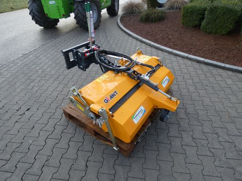 Sonstige Giant Kehrmaschine 1200