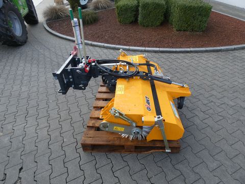 Sonstige Giant Kehrmaschine 1200