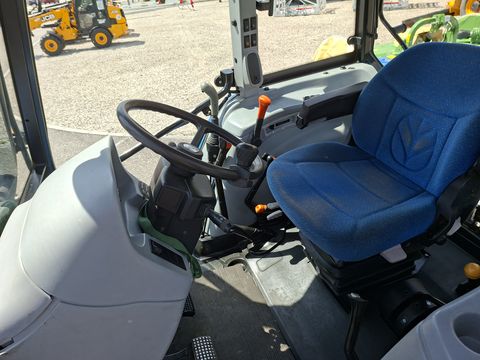 New Holland T5030