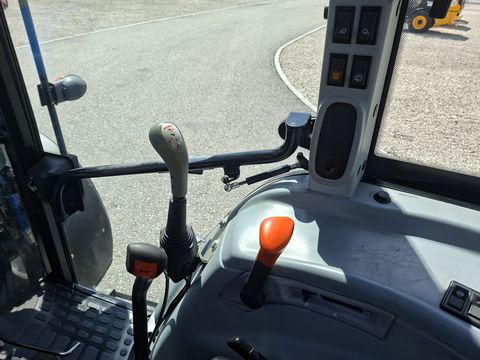 New Holland T5030