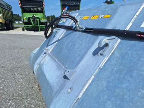 Fliegl AgroCenter Einfütterschaufel 2100