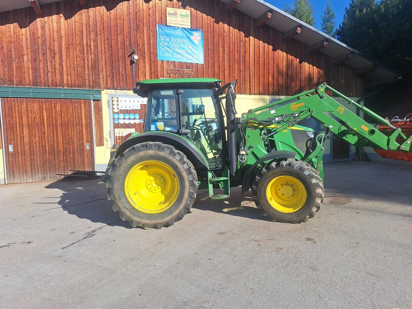 John Deere 6090MC 2