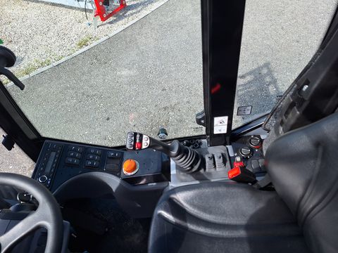 Giant G2700 HD+