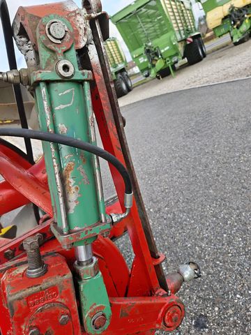 Kverneland 4-schar mit Steinsicherung über Blattfeder