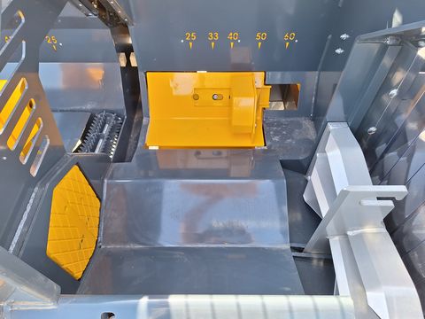 Uniforest Titan 40/20 CD+E TR