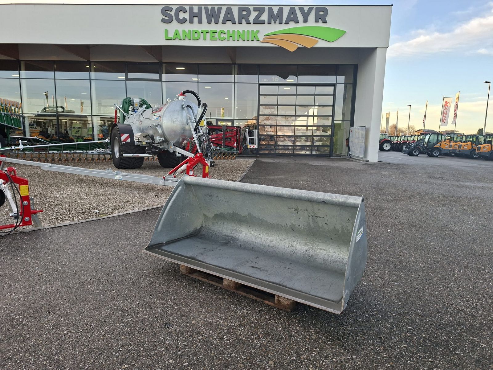 Fliegl AgroCenter Schaufel 2000mm  1