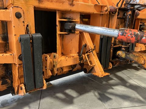 Kahlbacher DS 260 mit Kommunalplatte Gr. 3