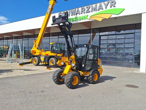 JCB 403 Agri Plus