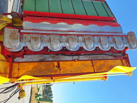 Pöttinger NovaCat V 1000 ED CL mit Querförderband