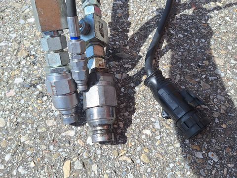 Pöttinger NovaCat V 1000 ED CL mit Querförderband