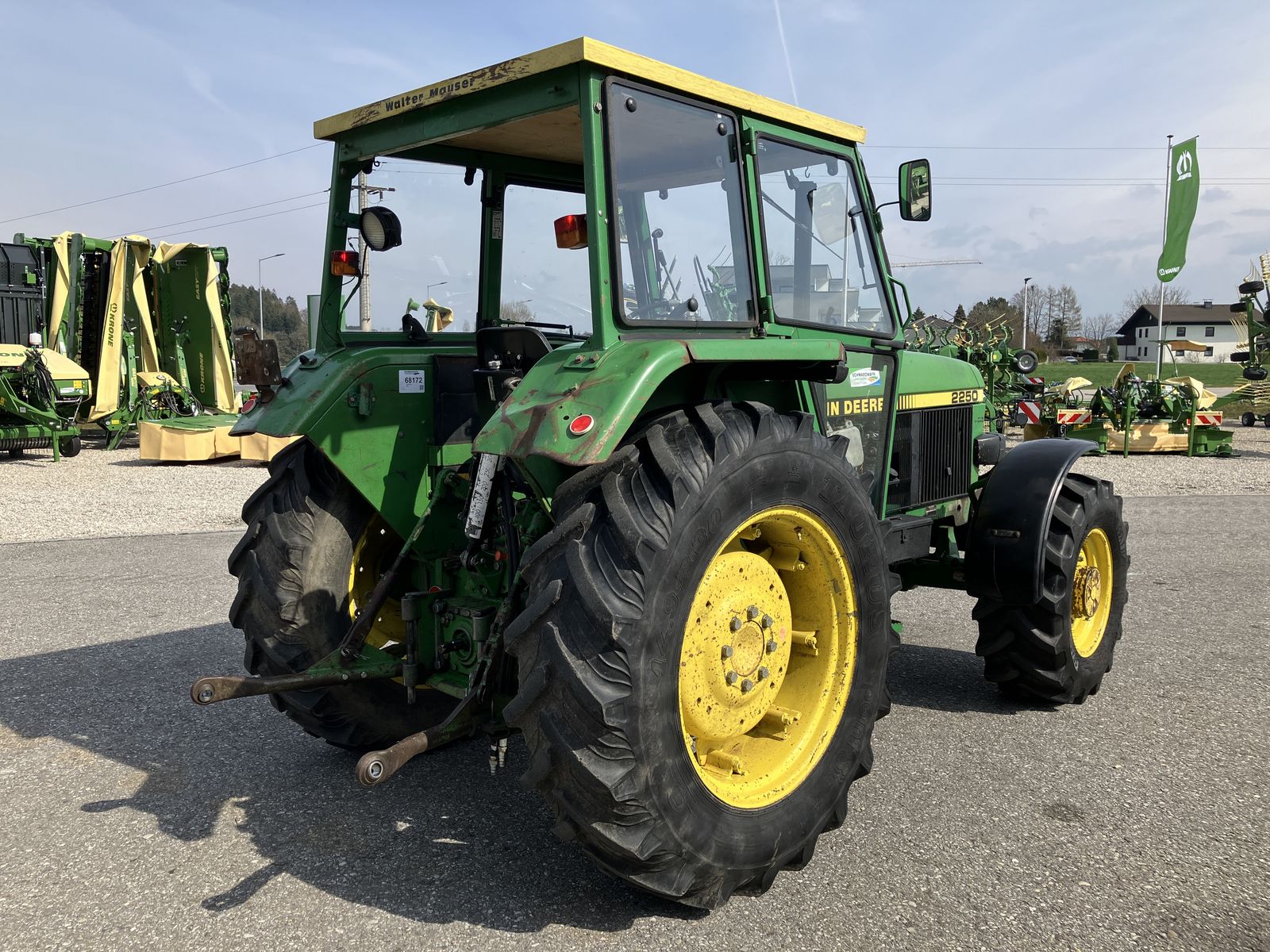 John Deere 2250 A Standard 3