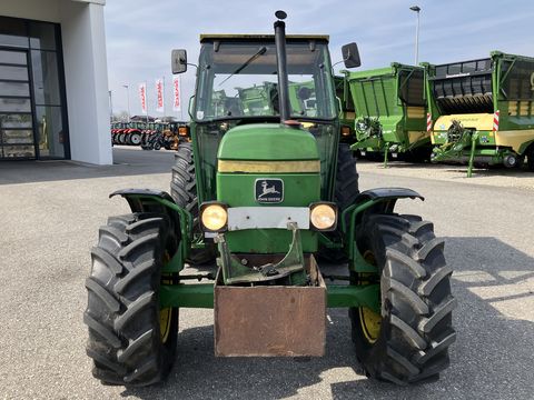 John Deere 2250 A Standard