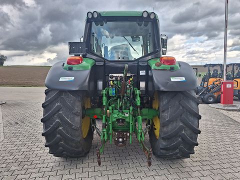 John Deere 6115M
