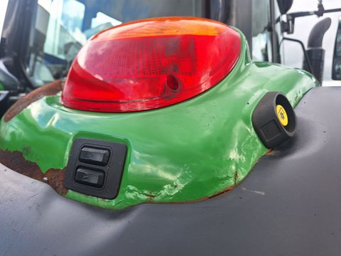 John Deere 6115M