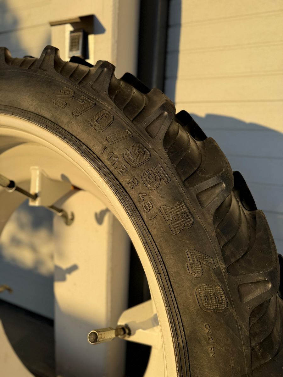 Zwillingsr. 270/95R48 2