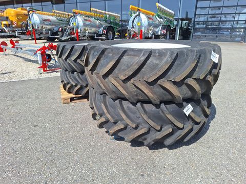 Firestone 540/65R38+480/65R24 